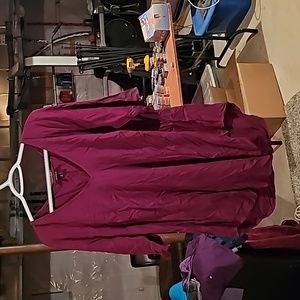 Torrid redish short sleeve top size 2